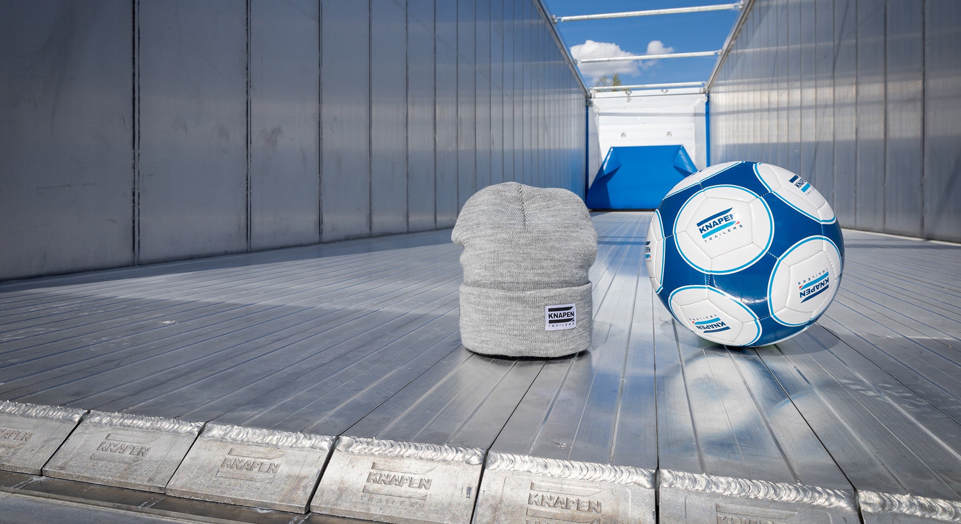 Knapen Trailers merchandise